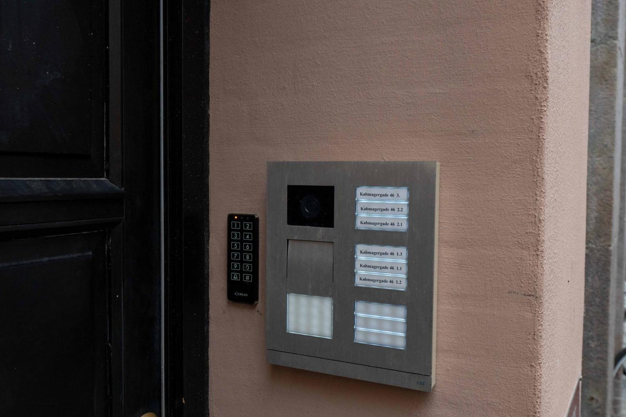 Central City Apartment On Best Location By Round Tower Copenhague Exterior foto
