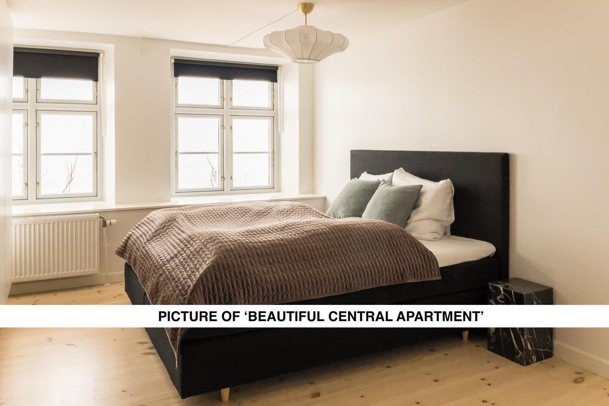 Central City Apartment On Best Location By Round Tower Copenhague Exterior foto
